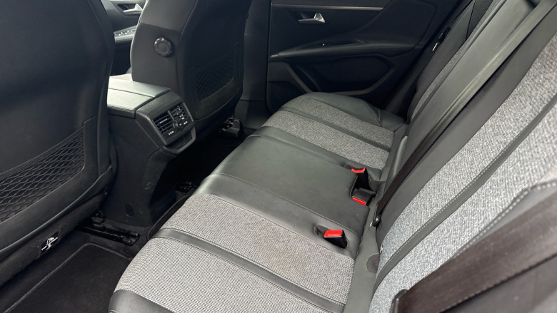 Peugeot 3008 1.2 PureTech Allure 5dr Petrol Estate